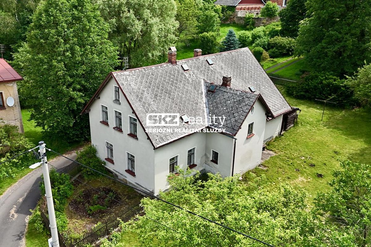 Prodej rodinného domu 160 m², pozemek 944 m²