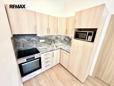 Pronájem bytu 2+kk 57 m²