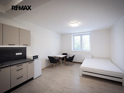 Pronájem bytu 1+kk 27 m²