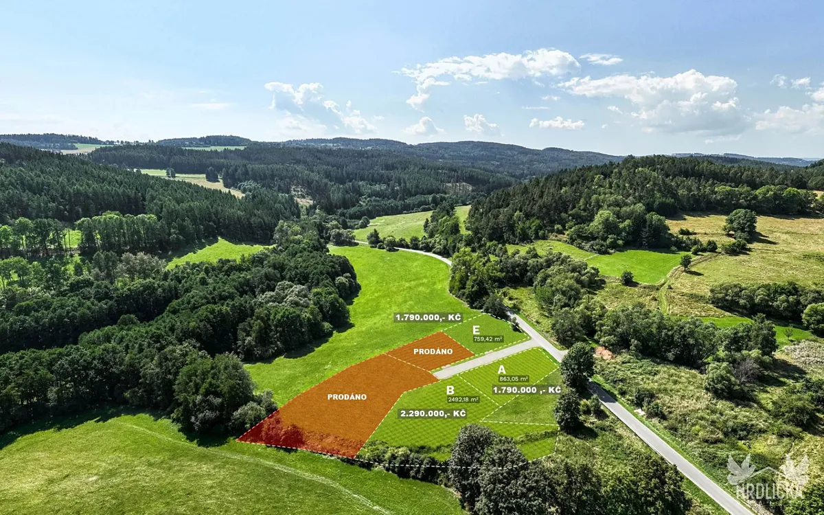 Prodej stavebního pozemku 864 m²