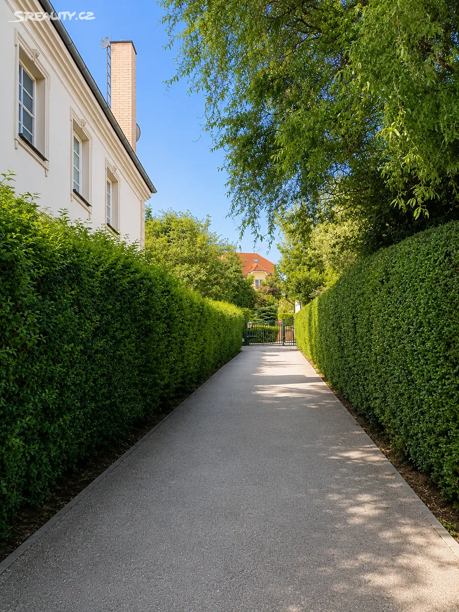 Pronájem rodinného domu 251 m², pozemek 1177 m² – pohled 5