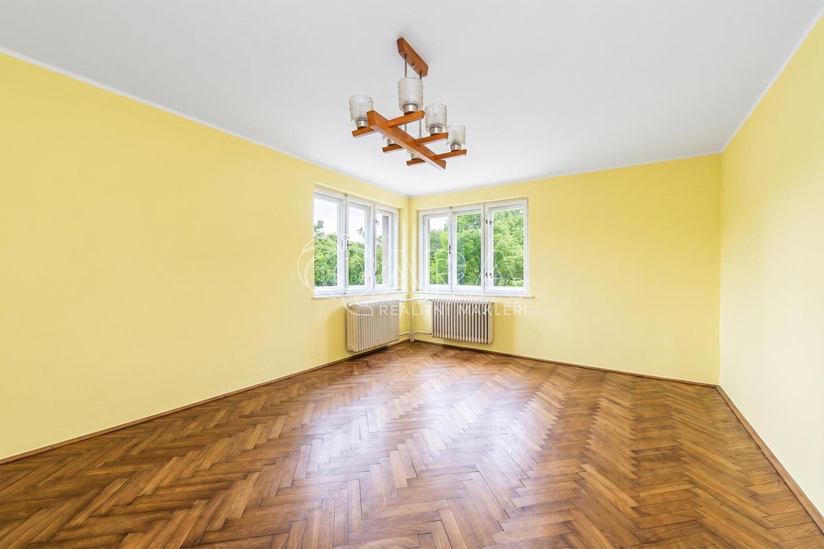 Prodej rodinného domu 93 m², pozemek 926 m² – fotografie 3