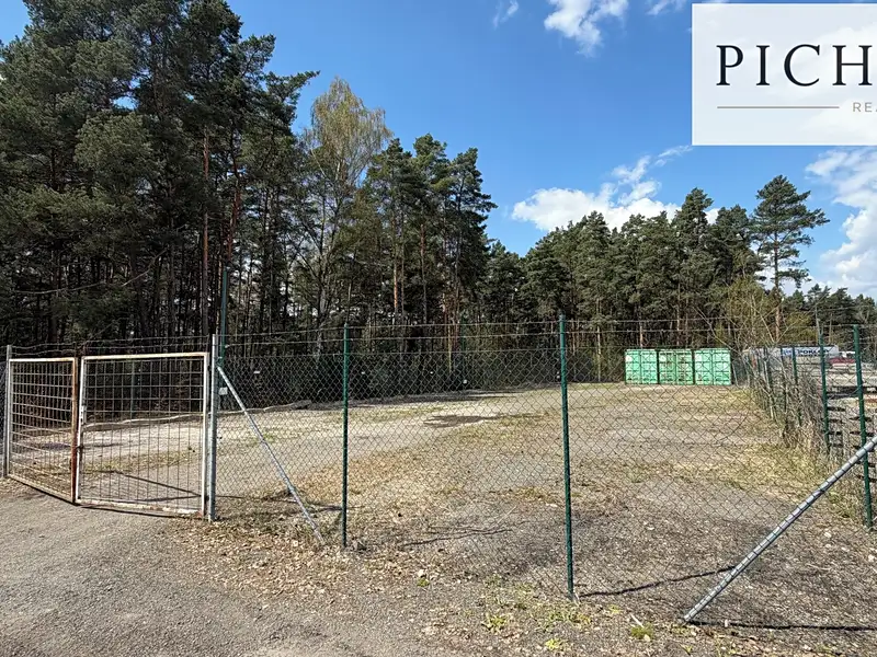 Pronájem pozemku 800 m², Plzeň – náhled fotky 1