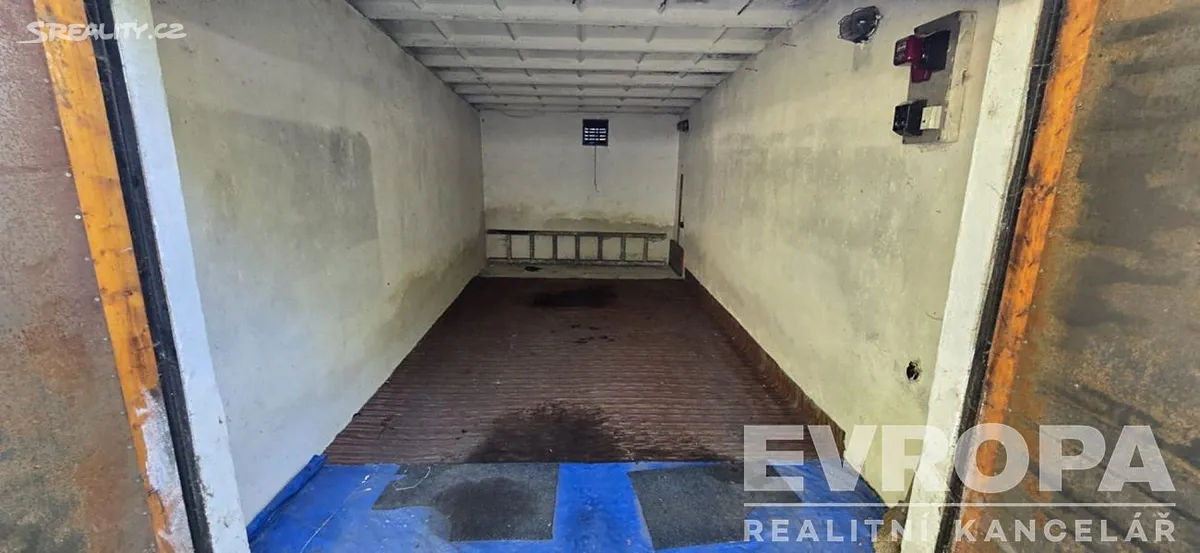 Pronájem garáže 19 m² – pohled 2