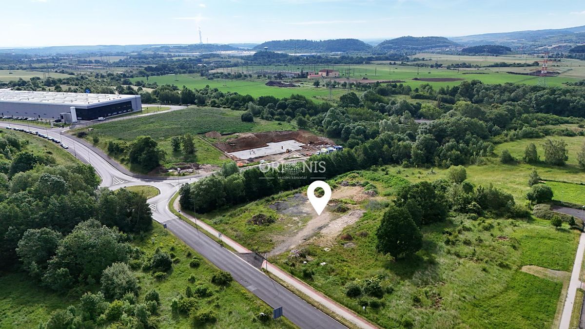 Prodej komerčního pozemku 5674 m² – fotografie 2