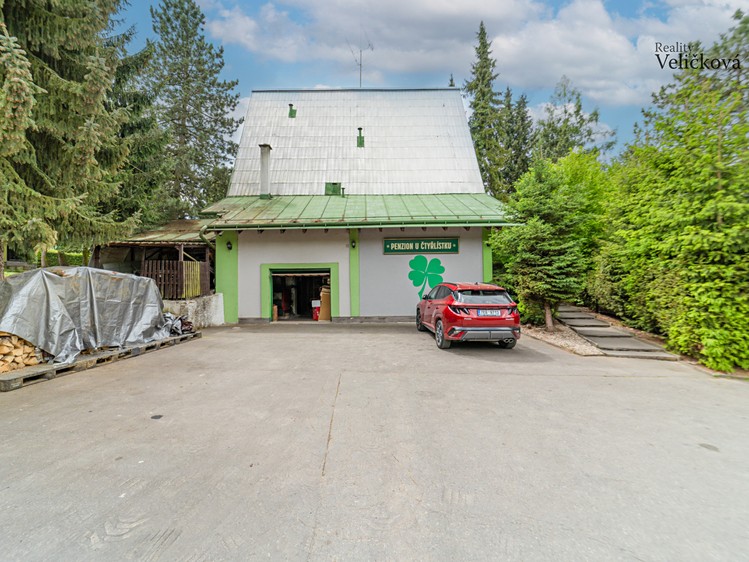 Prodej komerčního prostoru, 700 m² (34 z 41)