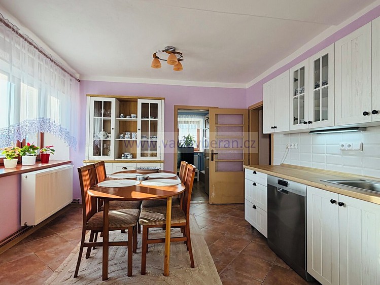 Haus zum Kauf, 378 m² (8 von 38)