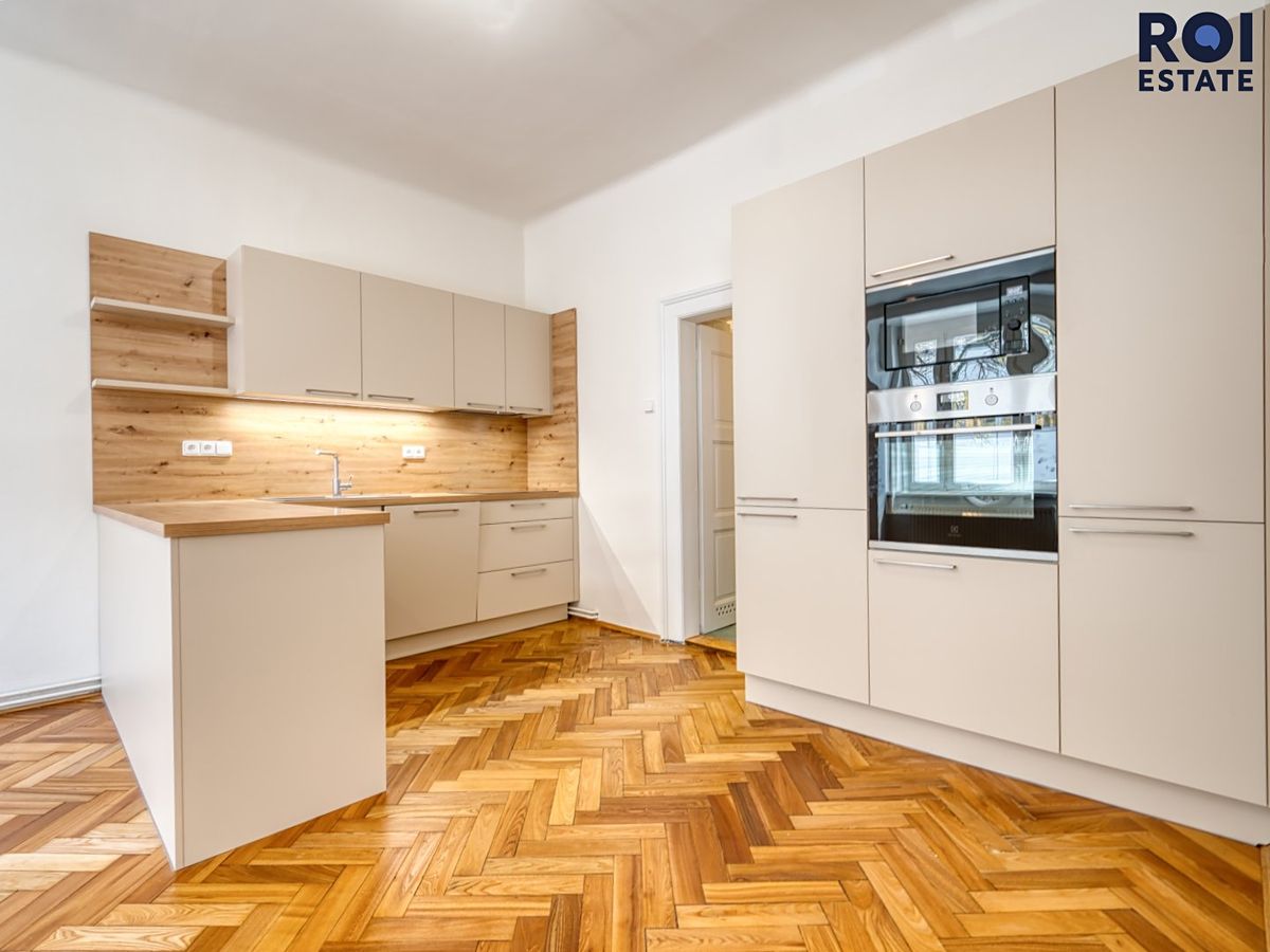 Pronájem bytu 4+1 108 m²