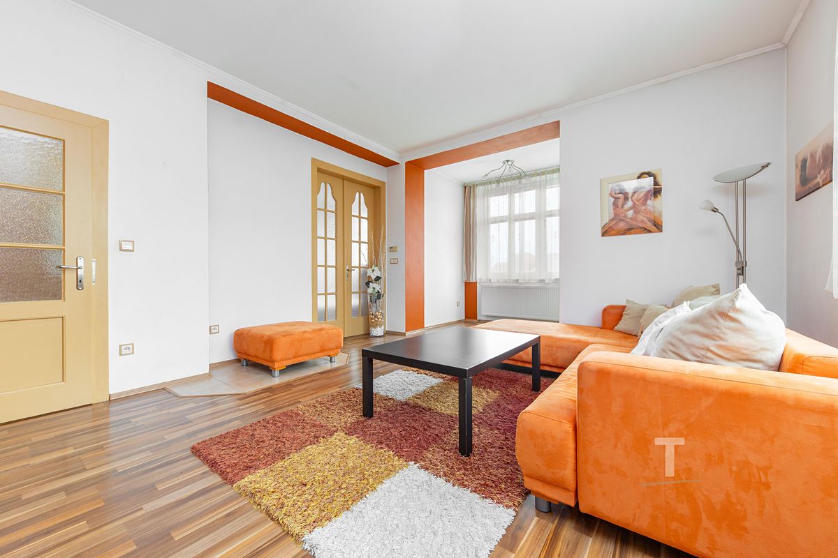 Prodej rodinného domu 245 m², pozemek 1569 m² – fotografie 5