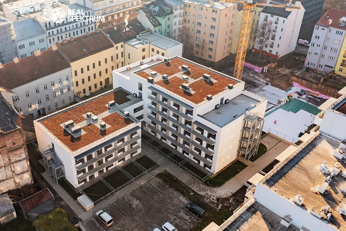 Pronájem bytu 1+kk 31 m² – pohled 2