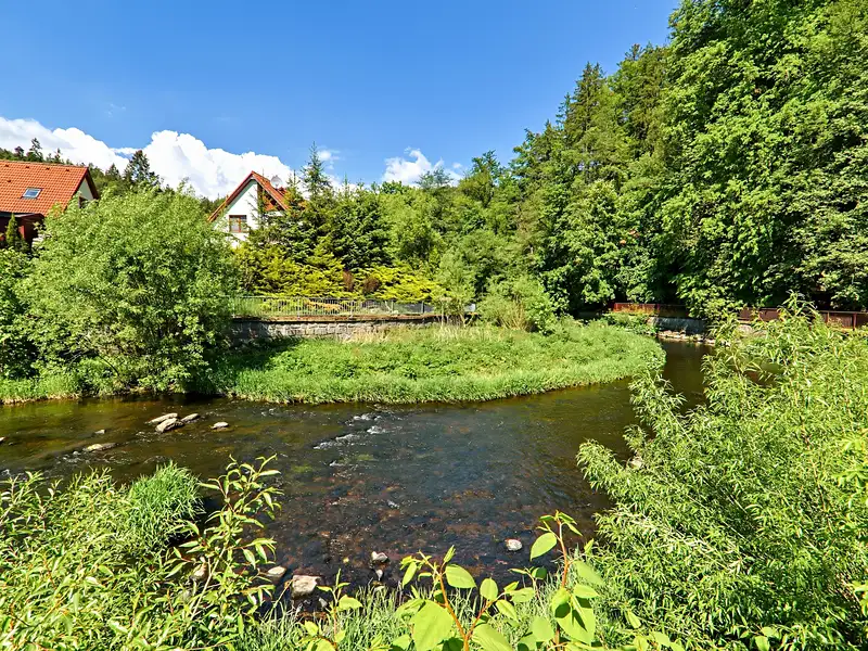 Prodej rodinného domu 147 m², pozemek 440 m², Karlovy Vary – náhled fotky 3