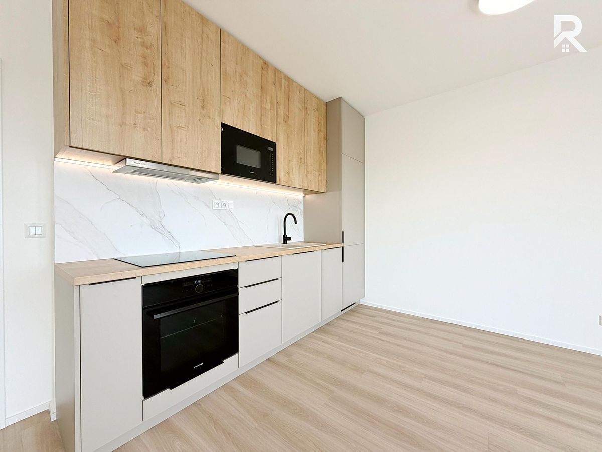 Pronájem bytu 1+kk 31 m²