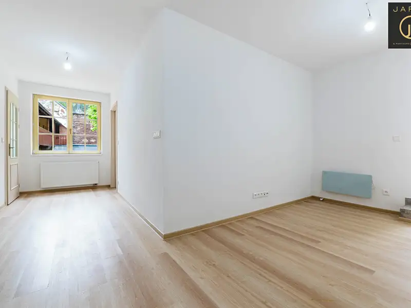 Prodej bytu 2+kk 62 m², Jáchymov – náhled fotky 2
