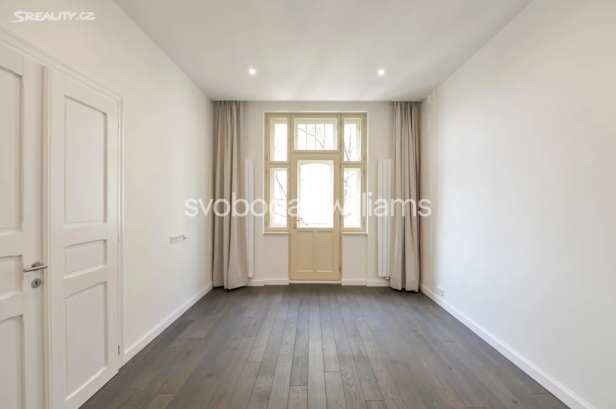 Pronájem bytu 4+kk 135 m² – další