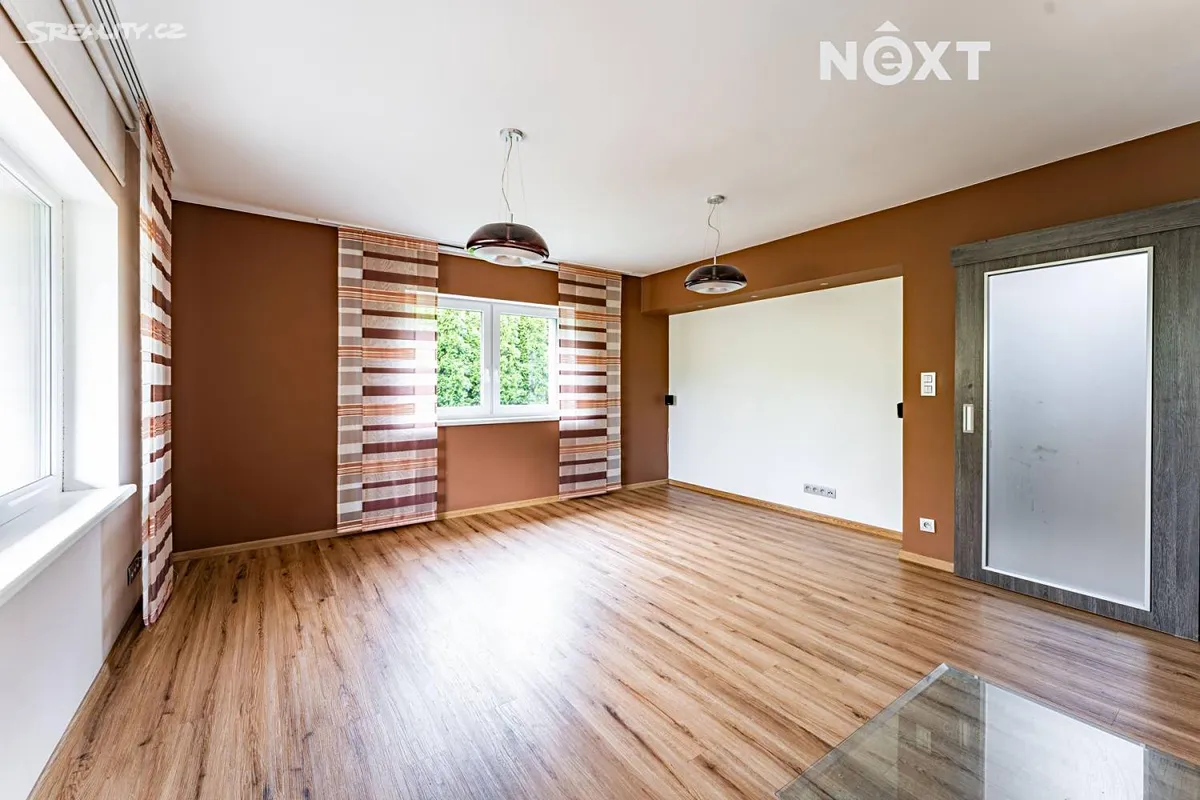 Prodej rodinného domu 176 m², pozemek 1014 m² – pohled 4