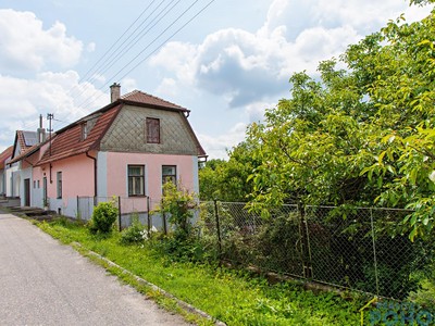 Prodej  rodinného domu 120 m², pozemek 705 m²
