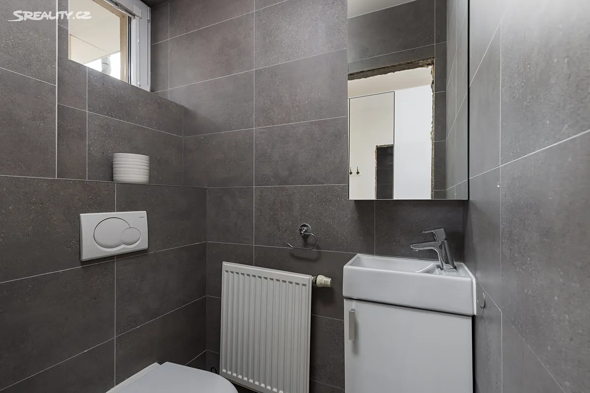 Pronájem rodinného domu 120 m², pozemek 200 m² – další