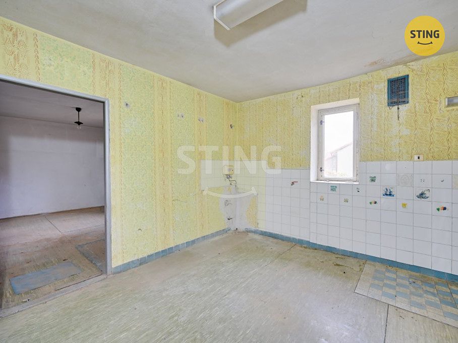 Prodej rodinného domu 63 m², pozemek 145 m² – fotografie 2