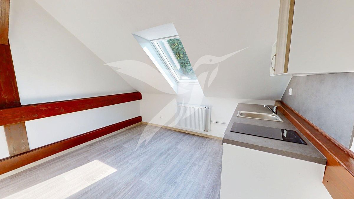 Pronájem bytu 2+kk 27 m² – fotografie 2