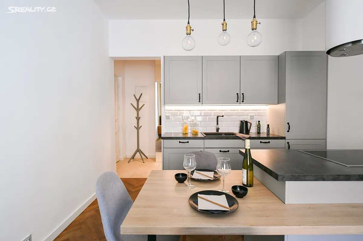 Pronájem bytu 2+kk 46 m² – pohled 5