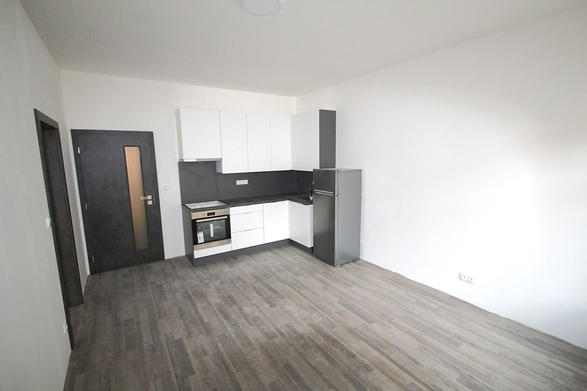 Pronájem bytu 1+kk 36 m²