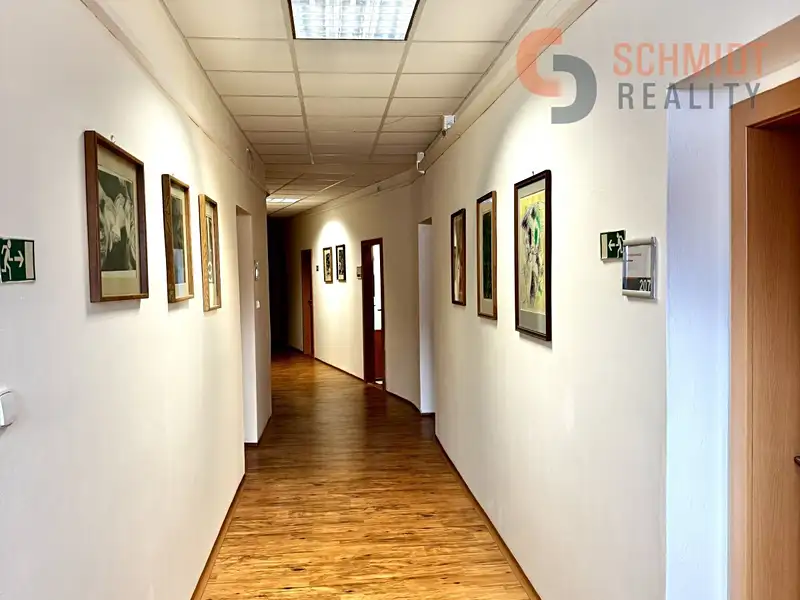 Pronájem kanceláře 28 m², Mikulov – náhled fotky 2