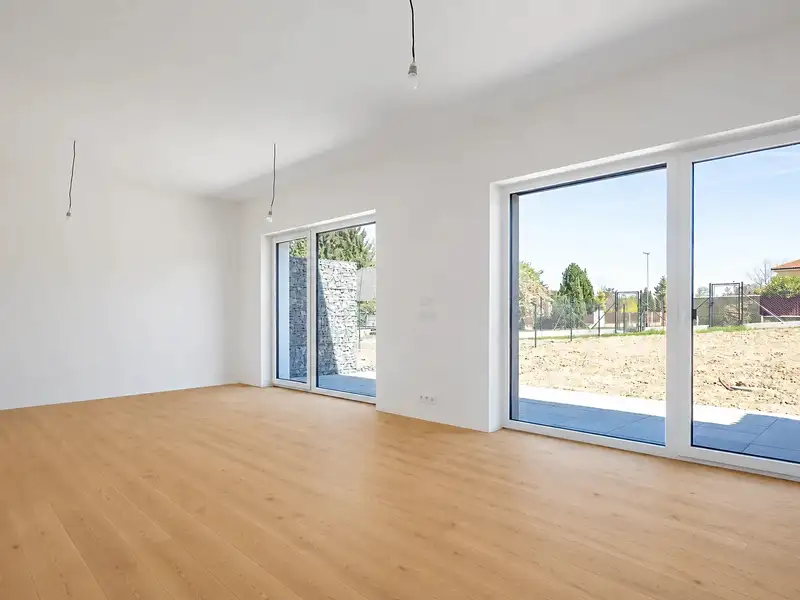 Prodej rodinného domu 144 m², pozemek 241 m², Květnice – náhled fotky 2