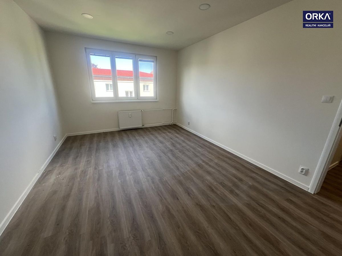 Pronájem bytu 2+1 53 m² – fotografie 2