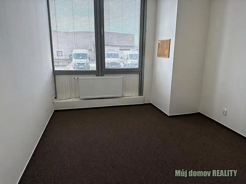 Pronájem obchodního prostoru 15 m², Praha – náhled fotky 1