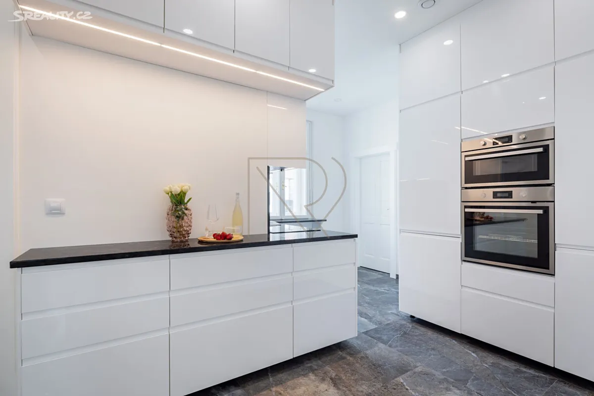 Prodej bytu 3+1 90 m² – pohled 6