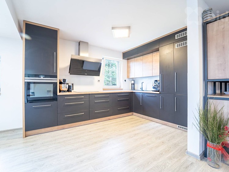 Gewerbefläche zum Kauf, 319 m² (4 von 48)