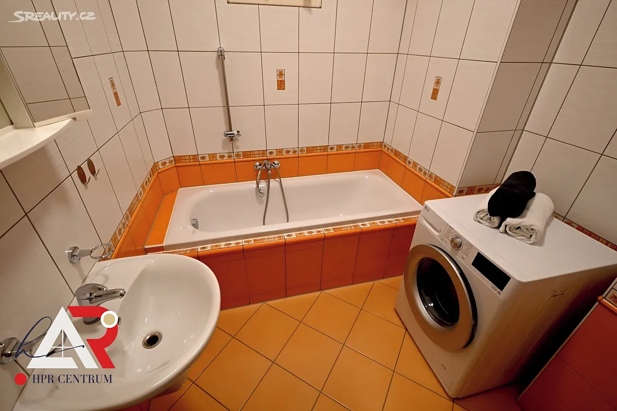 Prodej bytu 2+1 71 m² – pohled 4