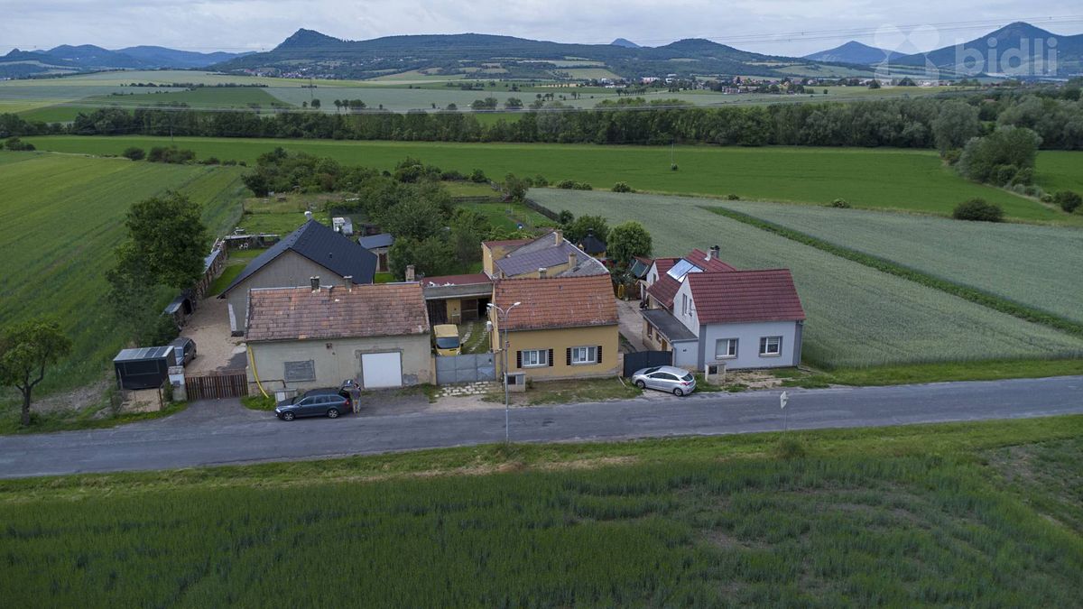 Prodej rodinného domu 130 m², pozemek 330 m² – fotografie 3