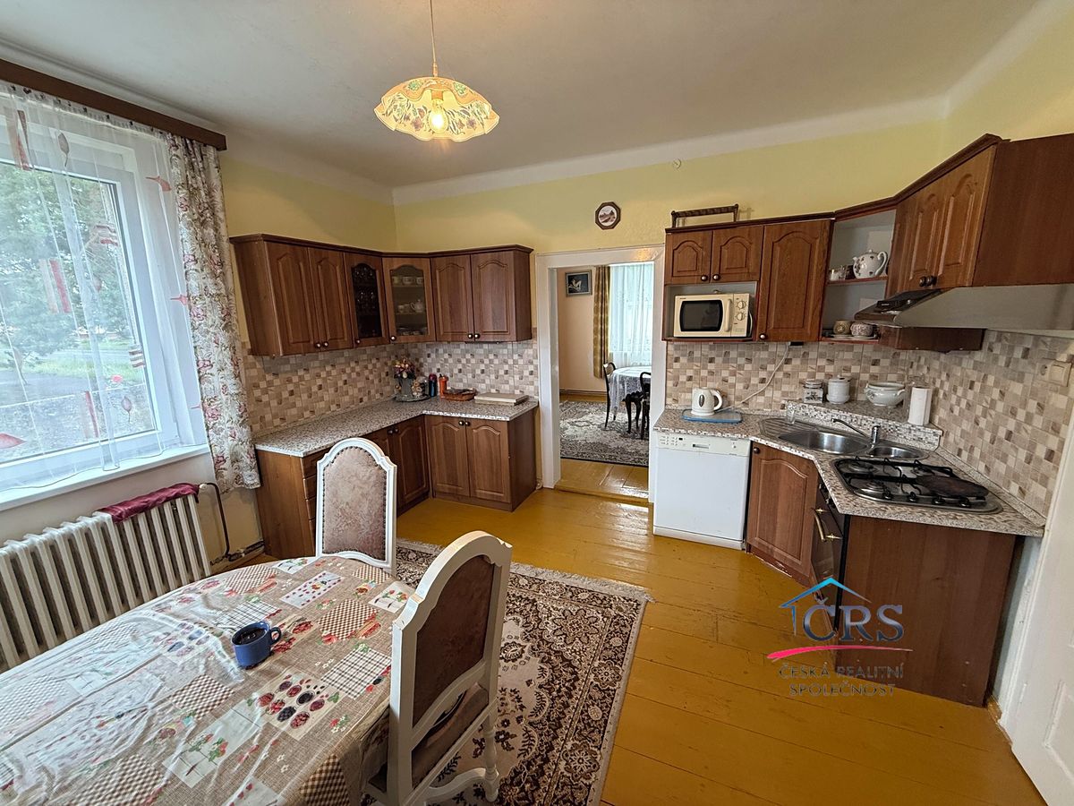 Prodej rodinného domu 112 m², pozemek 2148 m² – fotografie 3