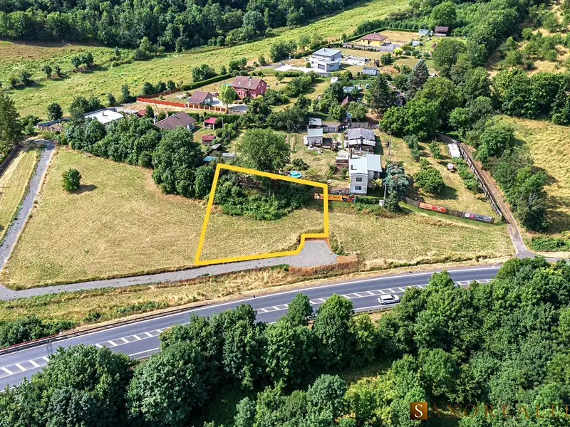 Prodej stavebního pozemku 931 m², Bystřany – náhled fotky 1
