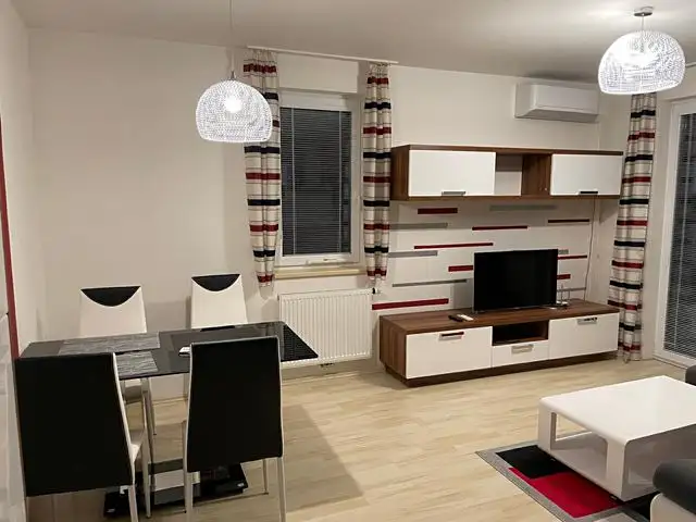 Pronájem bytu 3+kk 66 m², Praha – náhled fotky 2