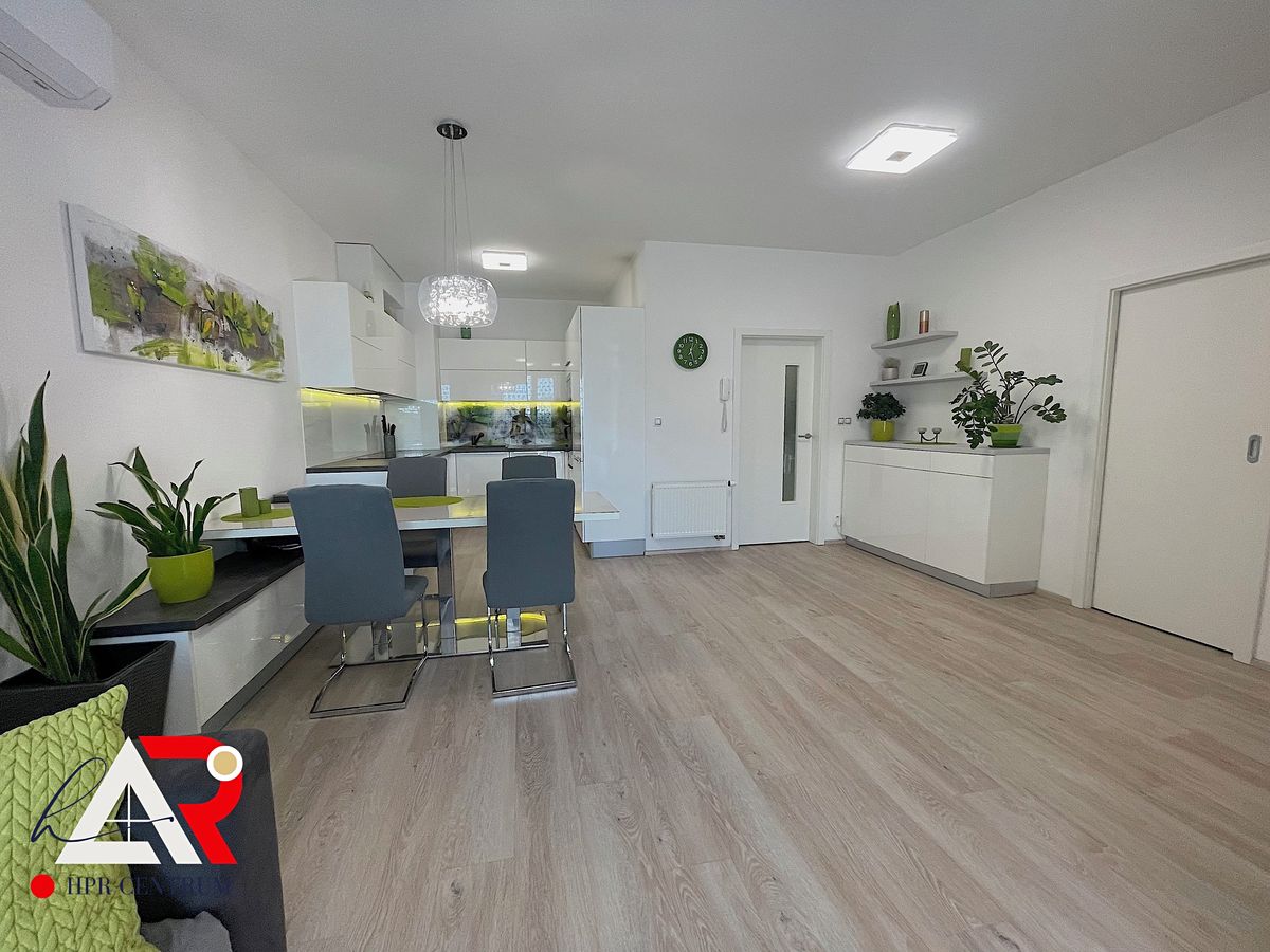 Prodej bytu 2+kk 67 m²