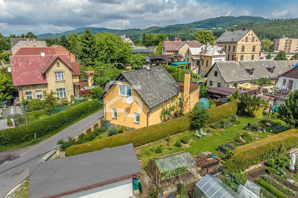Prodej rodinného domu 102 m², pozemek 235 m² – fotografie 4