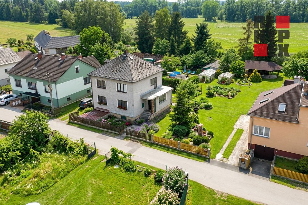 Prodej vícegeneračního domu 360 m², pozemek 800 m² – fotografie 3