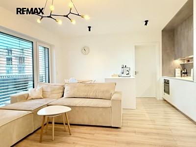 Pronájem bytu 3+kk 72 m²