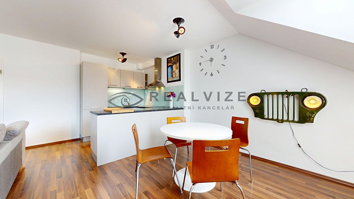 Prodej bytu 3+kk 105 m² – fotografie 2