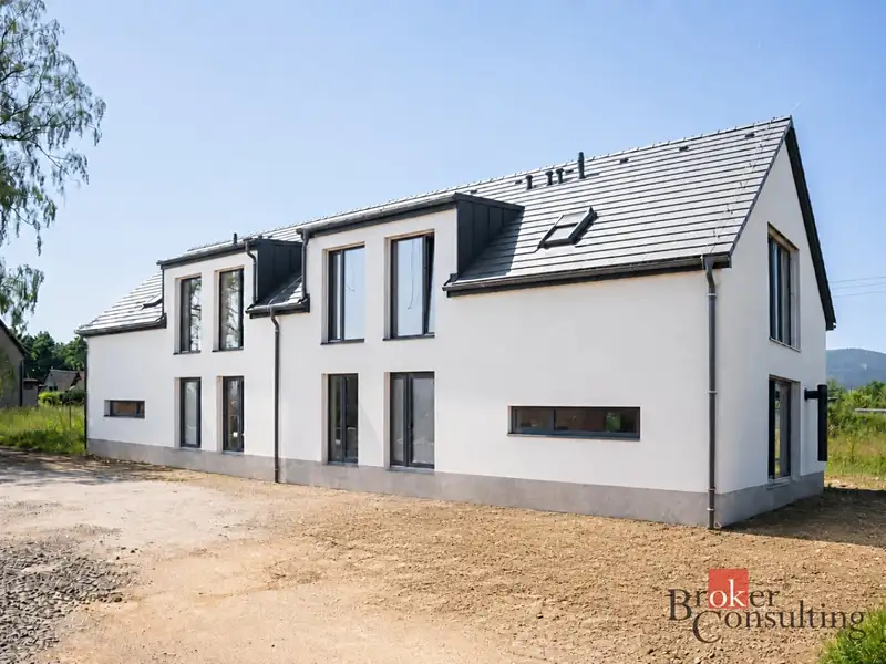 Prodej rodinného domu 157 m², pozemek 500 m², Stráž nad Nisou – náhled fotky 1