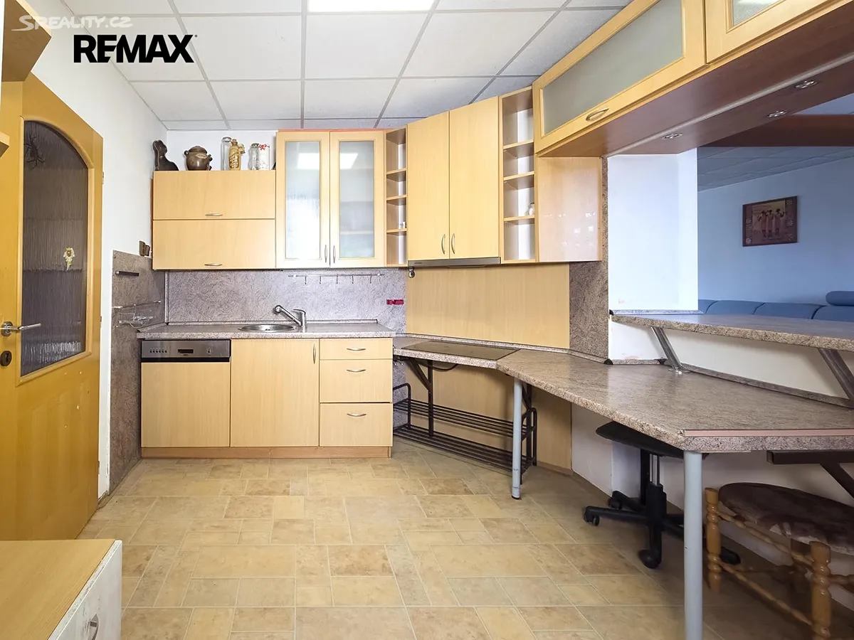 Prodej rodinného domu 184 m², pozemek 343 m² – pohled 6