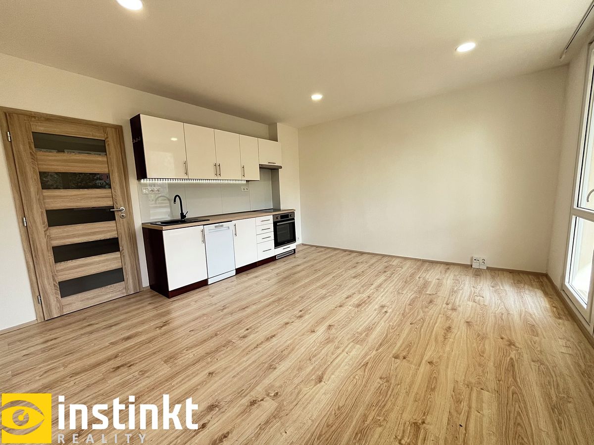 Pronájem bytu 1+kk 36 m²