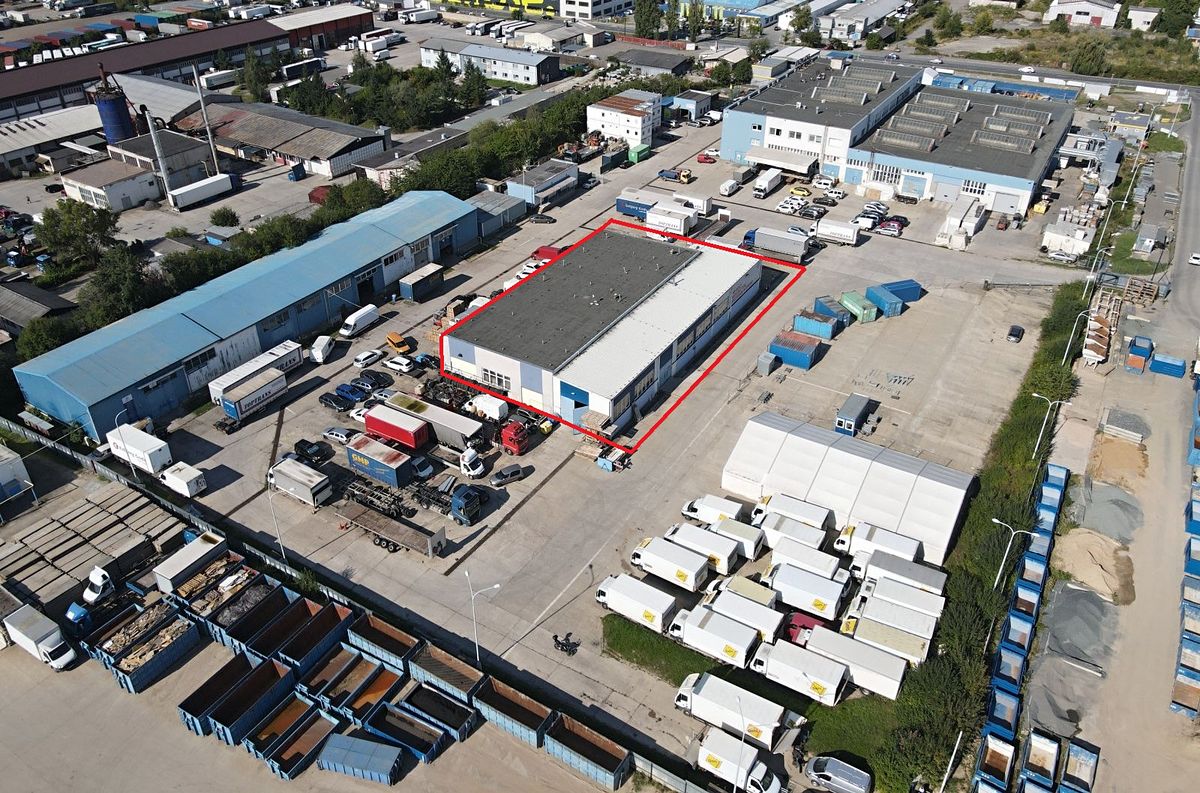 Pronájem skladového prostoru 1336 m² – fotografie 3