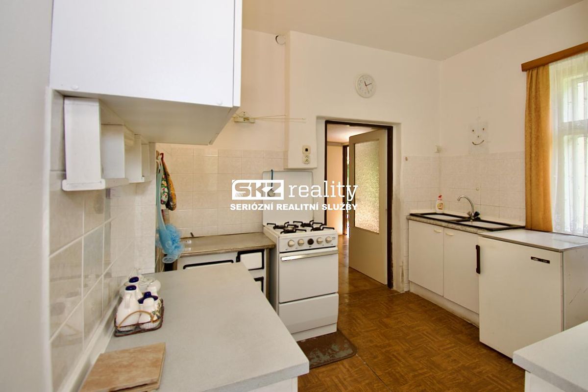 Prodej rodinného domu 160 m², pozemek 944 m² – fotografie 5