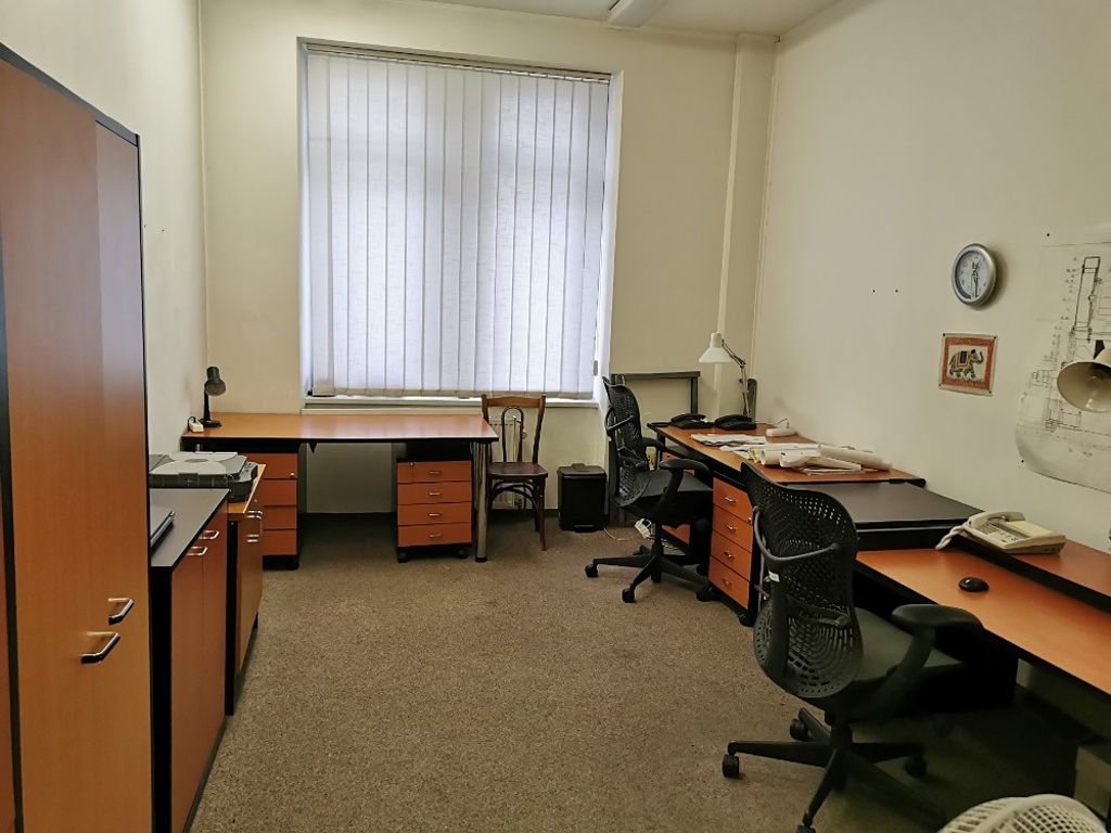 Pronájem kanceláře 42 m² – fotografie 2
