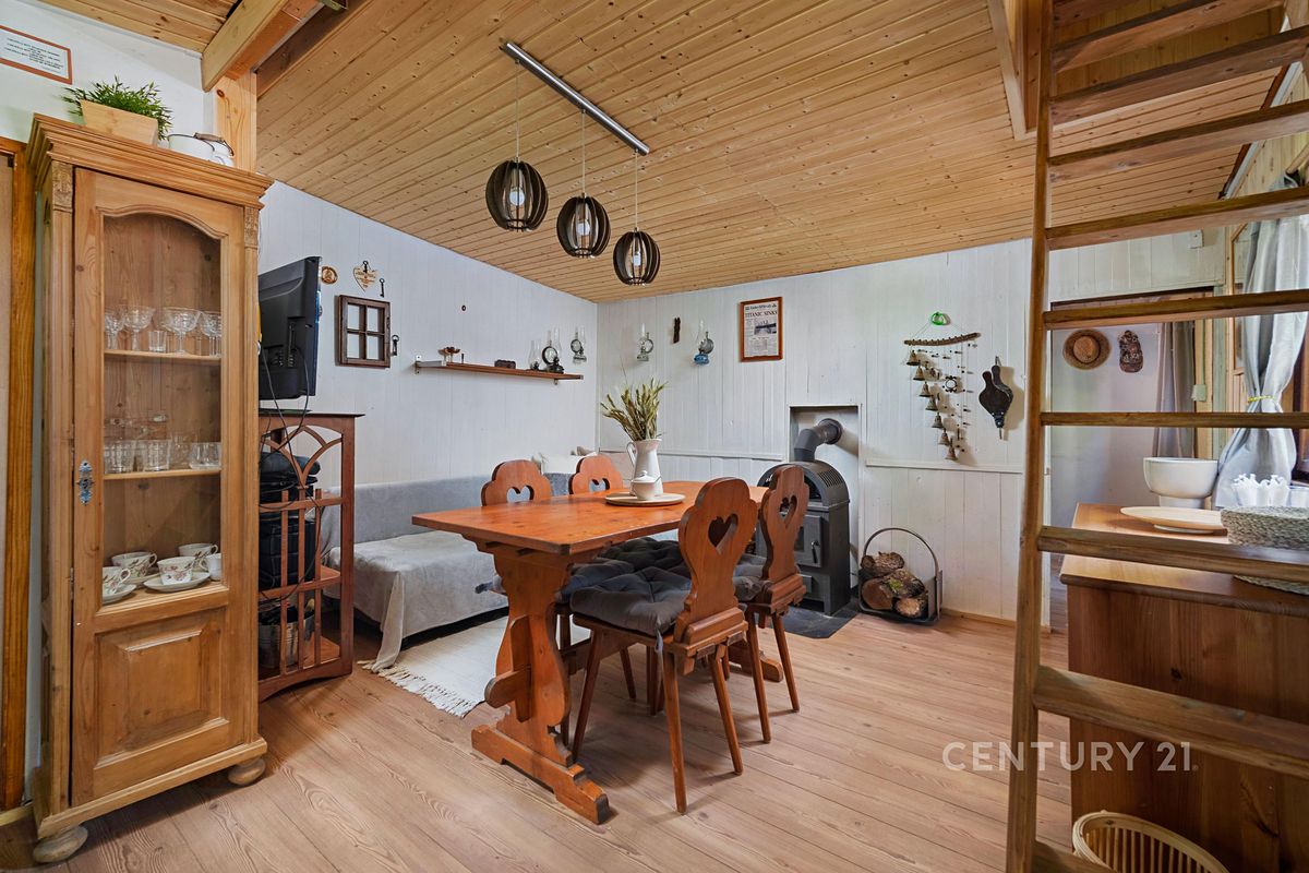 Prodej chaty 26 m², pozemek 1 m² – fotografie 2