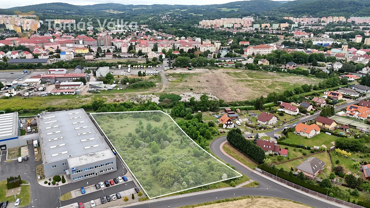 Prodej komerčního pozemku 7310 m²