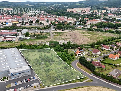 Prodej  komerčního pozemku 7 310 m²